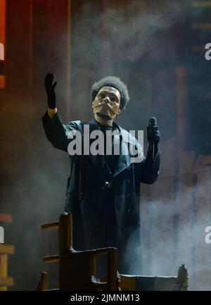 Miami Gardens, FL, USA. 06. August 2022. The Weeknd tritt während der After Hours Til Dawn Global Stadium Tour am 6. August 2022 im Hard Rock Stadium in Miami Gardens, Florida, auf. Kredit: Mpi04/Media Punch/Alamy Live Nachrichten Stockfoto