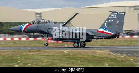 F-15E Strike Eagle Heritage Lackierung 48.Fighter Wing Jet beim Royal International Air Tattoo. Stockfoto