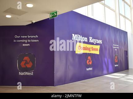 Horten im Zentrum:mk Einkaufszentrum: NAT West Bank kommt bald nach Milton Keynes. Stockfoto