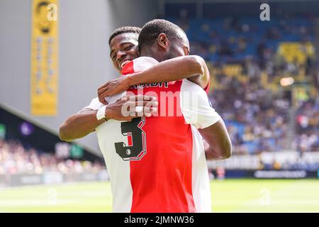 Arnhem - Lutsharel Geertruida von Feyenoord feiert den 2-5 während des Spiels zwischen Vitesse und Feyenoord am 7. August 2022 in Arnhem, Niederlande. (Box-to-Box-Bilder/Yannick Verhoeven) Stockfoto