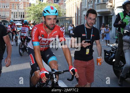 Leuven, Belgien. 07. August 2022. Der Belgier Victor Campenaerts von Lotto Soudal feiert am Sonntag, den 07. August 2022 in und um Leuven die erste Ausgabe des Radrennens „Tour of Leuven“ in Leuven. Nach der WM in der Stadt wird gemeinsam mit den Organisatoren des GP Memorial Jef Scherens ein neues Rennen veranstaltet. Das neue Rennen wurde Tour of Leuven - Memorial Jef Scherens genannt. BELGA FOTO DAVID PINTENS Kredit: Belga Nachrichtenagentur/Alamy Live News Stockfoto