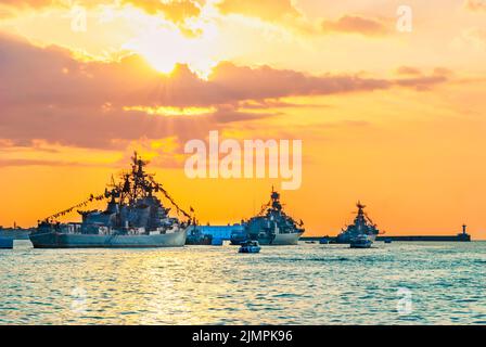 Militärmarine russische Schiffe Stockfoto