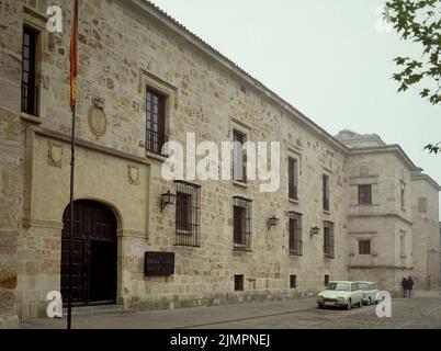 PARADOR NACIONAL DE ZAMORA - PALACIO RENACENTISTA DEL SIGLO XV SITUADO EN LA ANTIGUA ALCAZABA MUSULMANA. LAGE: PARADOR CASA DE ALBA. Zamora. SPANIEN. Stockfoto