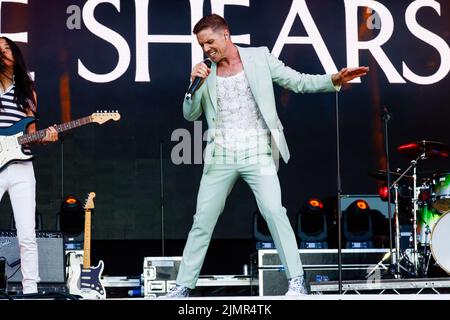 City of Brighton and Hove, Jake Shears früher waren wir bei den Sissor Sisters, die im Brighton Pride 2022 auftrat, bei We are Fabuloso. 7.. August 2022 Stockfoto