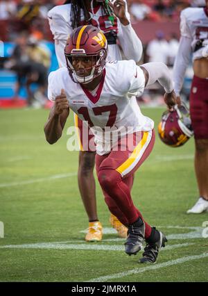 6. August 2022: Terry McLaurin (17), Empfänger der Washington Commanders Wide, während des NFL-Trainingslagers des Teams auf dem Fed Ex Field in Landover, Maryland Fotograf: Cory Royster Stockfoto