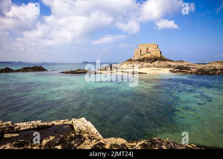 castel, Fort du Petit Be, Strand und Meer, Saint-Malo, Bretagne, Frankreich Stockfoto