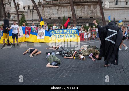 Rom, Italien. 07. August 2022. Ein Moment des Flashmob, organisiert von der ukrainischen Gemeinde in Rom (Foto: Matteo Nardone/Pacific Press) Quelle: Pacific Press Media Production Corp./Alamy Live News