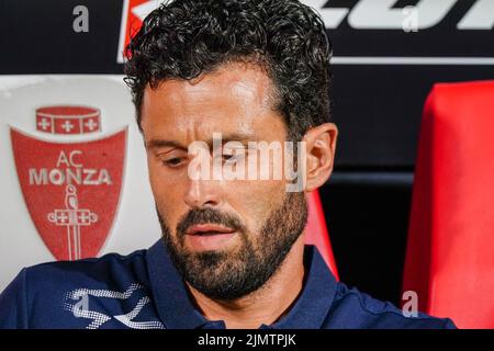 Der Cheftrainer Fabio Grosso (Frosinone Calcio) vor dem Italienischen Pokal, Coppa Italia, 1. Runde Fußballspiel zwischen AC Monza und Frosinone Calcio am 7. August 2022 im Stadio Brianteo in Monza, Italien - Foto Morgese-Rossini / DPPI Stockfoto