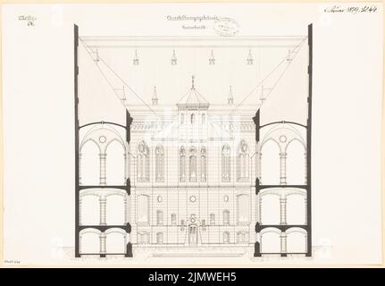 Unbekannter Architekt, Ausstellungsgebäude. Monatlicher Wettbewerb Februar 1879 (02,1879): Querschnitt mit Ausblick auf den Hinterhof; Skalenbalken. Tusche Aquarell auf Papier, 33,5 x 48,2 cm (einschließlich Scankanten) N.N. : Ausstellungsgebäude. Monatskurrenz Februar 1879 Stockfoto