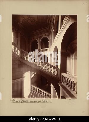 Weber Helmut, neuer Verpackungshof, Berlin-Moabit (1882-1885): Innenansicht Treppe. Foto auf Karton, 55,1 x 42,7 cm (inklusive Scan-Kanten) Weber Helmut : Neue Packhofanlage, Berlin-Moabit Stockfoto