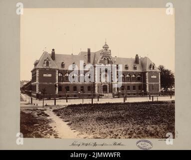 Unbekannter Architekt, König-Wilhelm-Gymnasium in Stettin (ohne Datum): Bauansicht. Foto auf Karton, 37,3 x 47,6 cm (einschließlich Scankanten) N.N. : König-Wilhelm-Gymnasium, Stettin Stockfoto