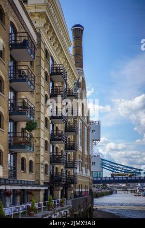 Renovierte Butlers Wharf Gebäude in London Stockfoto