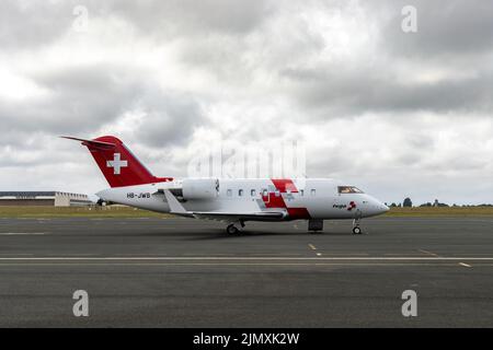 Swiss Air-Ambulance am Flughafen Biarritz, Frankreich Stockfoto