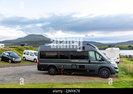 Autotrail V-Line Wohnmobil Wohnmobil geparkt am Kinloch Wohnmobil und Wohnwagenpark, Dunvegan, Isle of Skye, Schottland, Großbritannien Sommer 2022 Stockfoto