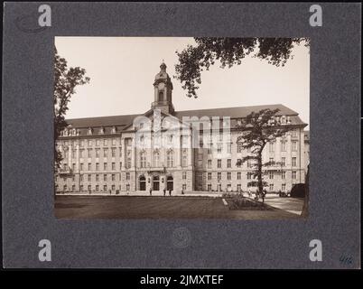 Thoemer & Mönnich, Kammergericht in Berlin (1913): Blick auf die Hauptfront. Foto auf Papier, 36,3 x 48,7 cm (einschließlich Scankanten) Stockfoto