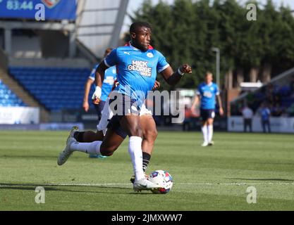 Peterborough, Großbritannien. 06. August 2022. David Ajiboye (PU) beim Peterborough United gegen Morecambe, EFL League One Match, im Weston Homes Stadium, Peterborough, Cambridgeshire. Kredit: Paul Marriott/Alamy Live Nachrichten Stockfoto