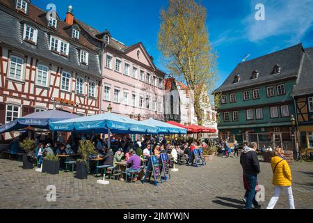 Mittelalterlicher Burgplatz, Altstadt Hoechst, kleines Dorf bei Frankfurt, Deutschland Stockfoto