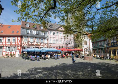 Mittelalterlicher Burgplatz, Altstadt Hoechst, kleines Dorf bei Frankfurt, Deutschland Stockfoto