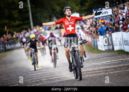 Filippo Colombo aus der Schweiz im Einsatz beim Mercedes Benz UCI Mountain Bike World Cup in Mont-Sainte-Anne, Kanada, 5. August 2022. (CTK-Foto/ Stockfoto