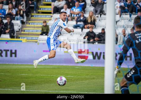 Odense, Dänemark. 07. August 2022. Bashkim Kadrii (9) von ob beim Superliga-Spiel 3F zwischen Odense Boldklub und Aarhus GF im Nature Energy Park in Odense. (Foto: Gonzales Photo/Alamy Live News Stockfoto