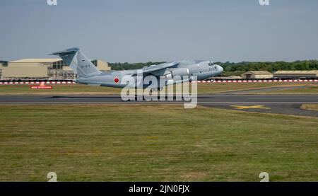 Kawasaki C-2 18-1215, Japan Air Self Defense Force, beim Royal International Air Tattoo Stockfoto