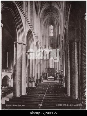 Lühr Eduard, St. Nikolai, Lüneburg (1895): Interieur im Osten. Foto, 25,4 x 20,1 cm (inklusive Scan-Kanten) Lühr Eduard: St. Nikolai, Lüneburg (1895) Stockfoto