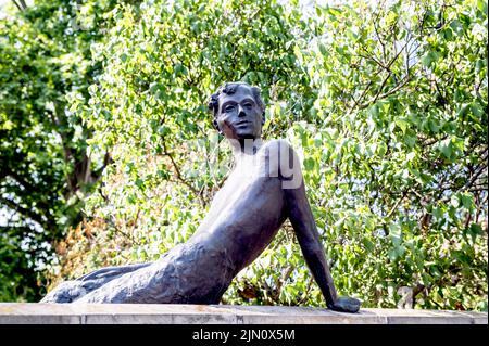 Denkmal für den jungen Erich Kästner in Dresden; Gedenkstätte für den Jungen Erich Kästner in Dresden Stockfoto