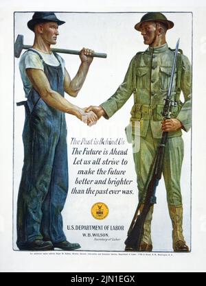 Die Vergangenheit liegt hinter uns, die Zukunft ist vor uns. Lasst uns alle danach streben, die Zukunft besser und heller zu machen, als die Vergangenheit jemals war, Poster des US-Arbeitsministeriums (1918) aus der Zeit des Ersten Weltkriegs von Gerrit A. Beneker Stockfoto