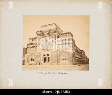 FURNESS FRANK (1839-1912), Pennsylvania Academy of the Fine Arts, Philadelphia (ohne dat.): Ansicht. Foto auf Karton, 35,3 x 44,1 cm (inklusive Scan-Kanten) Furness Frank (1839-1912): Pennsylvania Academy of the Fine Arts, Philadelphia Stockfoto