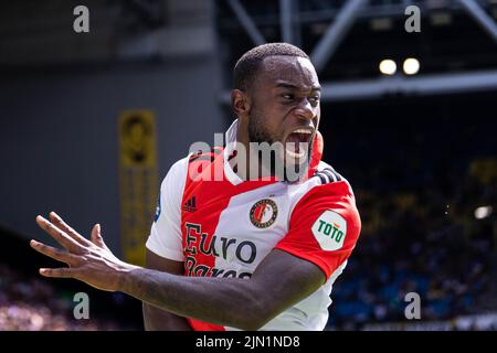 Arnhem - Lutsharel Geertruida von Feyenoord feiert den 2-5 während des Spiels zwischen Vitesse und Feyenoord am 7. August 2022 in Arnhem, Niederlande. (Box-to-Box-Bilder/Yannick Verhoeven) Stockfoto