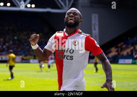 Arnhem - Lutsharel Geertruida von Feyenoord feiert den 2-5 während des Spiels zwischen Vitesse und Feyenoord am 7. August 2022 in Arnhem, Niederlande. (Box-to-Box-Bilder/Yannick Verhoeven) Stockfoto