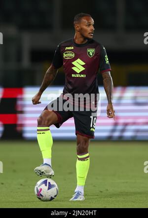 Turin, Italien, 6.. August 2022. Valentino Lazaro vom FC Turin während des Coppa Italia-Spiels im Stadio Grande Torino, Turin. Bildnachweis sollte lauten: Jonathan Moscrop / Sportimage Stockfoto