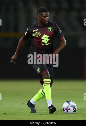 Turin, Italien, 6.. August 2022. Brian Bayeye vom FC Turin beim Spiel Coppa Italia im Stadio Grande Torino, Turin. Bildnachweis sollte lauten: Jonathan Moscrop / Sportimage Stockfoto