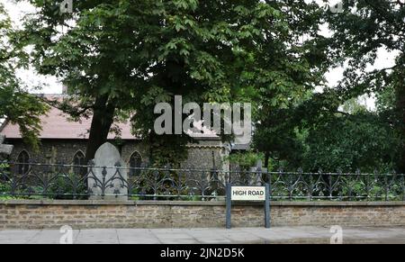 21. August 2021 - Wembley UK: High Road Schild auf der Straße Stockfoto
