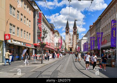 Würzburg, Deutschland - Juli 2022: Romanischer Würzburger Dom Stockfoto