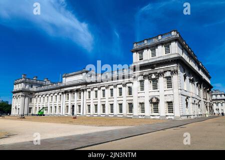 Klassizistischen Gebäude der Trinity Laban Konservatorium für Musik und Tanz außen in Old Royal Naval College in Greenwich, London. Großbritannien Stockfoto