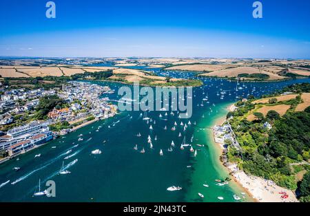 SALCOMBE und Kingsbridge Mündung von einer Drohne, South Hams, Devon, England Stockfoto