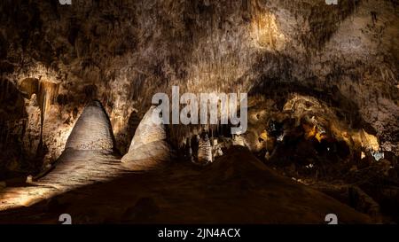 Halle der Giganten im großen Raum, Carlsbad Caverns National Park, New Mexico, USA Stockfoto