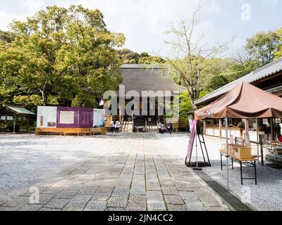 Kochi, Japan - 6. April 2018: Auf dem Gelände von Chikurinji, Tempel Nummer 31 der Shikoku-Wallfahrt Stockfoto