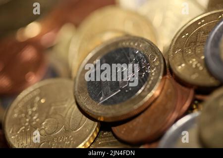 Euro-Münzen Nahaufnahme Hintergrund finanzielle moderne hohe Qualität große Abzüge Stockfoto