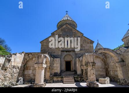 Das Kloster Haghartsin ist ein Kloster aus dem 13.. Jahrhundert in Dilijan, Armenien. Stockfoto