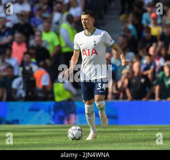 06 Aug 2022 - Tottenham Hotspur gegen Southampton - Premier League - Tottenham Hotspur Stadium Clement Lenglet von Tottenham Hotspur während des Spiels gegen Southampton Bildnachweis: © Mark Pain / Alamy Live News Stockfoto