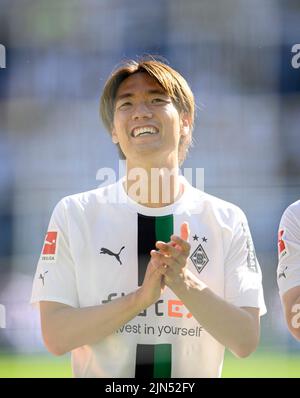Ko Itakura hand signed Borussia Mönchengladbach Club