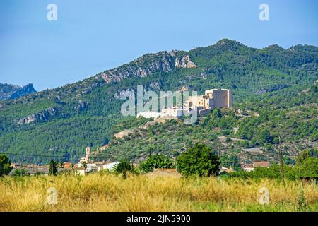 Dorf Miravet in Katalonien, Spanien. Ort des Miravet Schlosses der templer Ritter Stockfoto