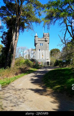 Helen's Tower ist ein Torheit- und Aussichtsturm aus dem 19.. Jahrhundert in Bangor, County Down, Nordirland 24.04.2021 Stockfoto