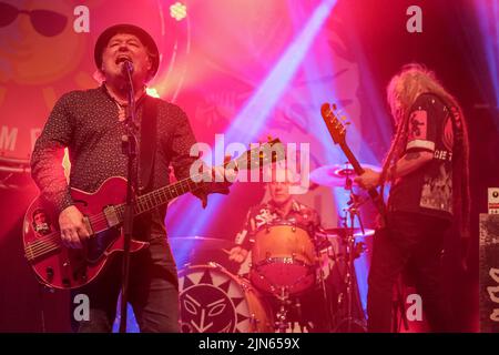 Mark Chadwick und Jeremy Cunningham von den Levelers treten beim Wickham Festival, Hampshire, Großbritannien, auf. 6. August 2022 Stockfoto