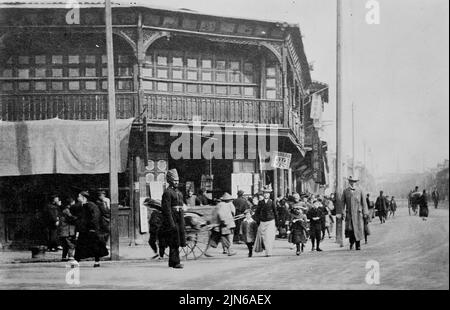 SHANGAI, CHINA - um 1910 - Straßenszene an der Nanking Road in Shanghai, China - Foto: Geopix Stockfoto