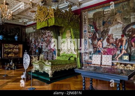 HILLEROD, DÄNEMARK - 30. JUNI 2016: Dies ist das königliche Schlafzimmer im Schloss Frederiksborg. Stockfoto