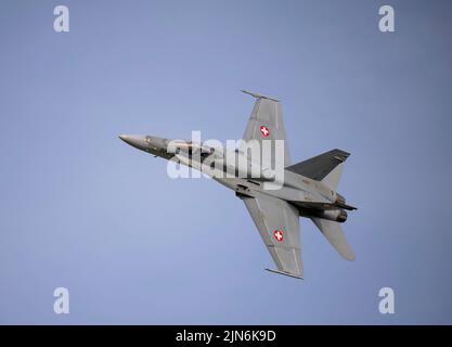 Swiss Air Force McDonnell Douglas F/A-18C Hornet beim Royal International Air Tattoo Stockfoto