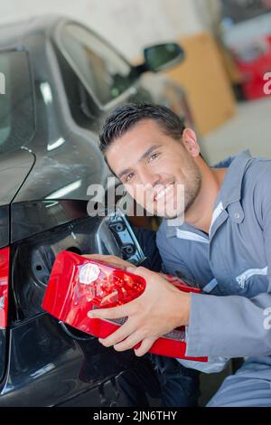 Eine mechanische Befestigung des Rücklichts Stockfoto